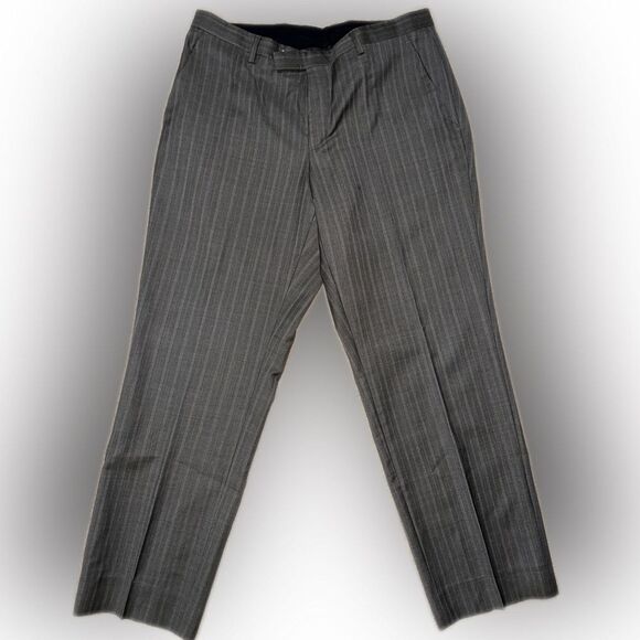 Hugo Boss Super 100s Full Suit - Picture 2 of 13